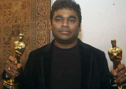 AR Rahman performs at Oscars 2012